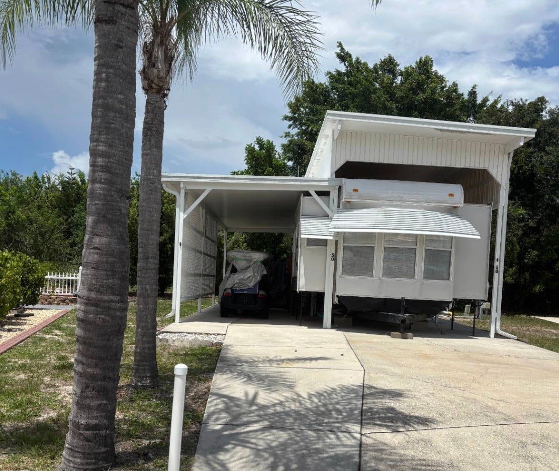 50 Beachfront Ln, Lake Placid, FL 33852